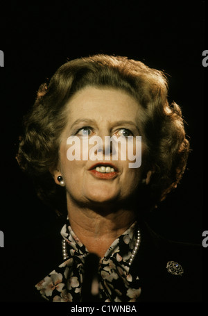 Premierministerin Margaret Thatcher auf dem Parteitag der konservativen, Blackpool, Großbritannien im Jahr 1985. Stockfoto