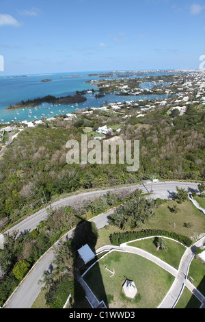 Luftaufnahme des Juden Bay, Riddells Bay und Granaway tief in Bermuda. Stockfoto