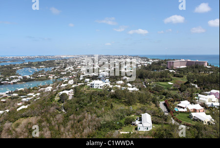 Luftaufnahme des Juden Bay, Riddells Bay und Granaway tief in Bermuda. Stockfoto