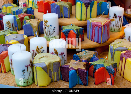 Kerzen auf Stand auf Weihnachtsmarkt Wien Stockfoto