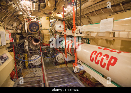 Innenraum des B-39 sowjetischen u-Boot im Maritime Museum in San Diego Stockfoto