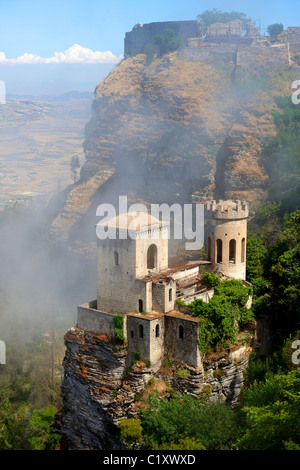Castello di V√ © Nere [Venere] √ârice, Erice, Sizilien stock Fotos. Stockfoto