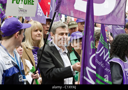 Dave Prentis Generalsekretär von Unison TUC "März für Alternative" gegen Koalition Regierung Kürzungen 26. März 2011 Stockfoto