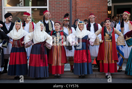 Griechisch-Amerikaner im griechischen Unabhängigkeitstag Parade in Detroit Stockfoto