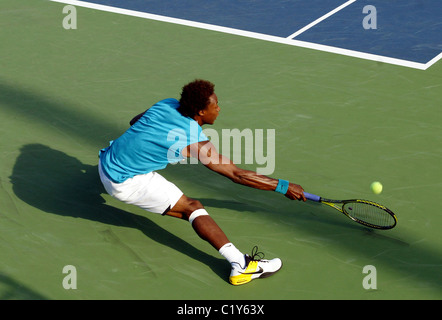 Gael Monfils Frankreichs in Aktion bei seinem match gegen Andreas Beck aus Deutschland am 5. Tag der US Open im USTA Billie Stockfoto
