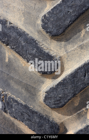 Detail eines Rades von einem Traktor. LLeida, Spanien. Stockfoto