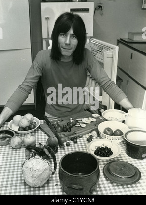 DIE Herde UK-pop-Gruppe mit Andy Brown in seinem Londoner Haus im Oktober 1967 Stockfoto