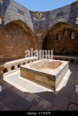 Römisches Bad, antike Stadt Bosra, Syrien Stockfoto