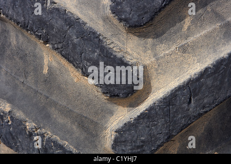 Detail eines Rades von einem Traktor. LLeida, Spanien. Stockfoto