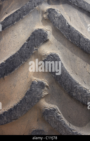 Detail eines Rades von einem Traktor. LLeida, Spanien. Stockfoto