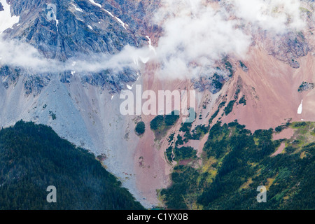 Detailansicht des Gesichts nordöstlich von Kaskaden, Azurit Peak, Washington, USA. Stockfoto