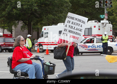 Tausende von Demonstranten teilgenommen in der Tea Party Express Rallye auf dem West-Rasen am Kapitol, Washington, DC, USA am Stockfoto