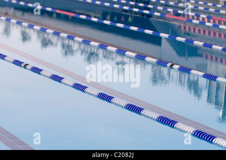 Schwimmen-Linien Stockfoto