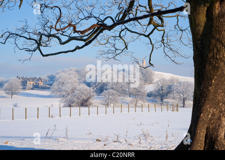 Blick zum Haus von Binns, in der Nähe von Linlithgow, Schottland, Dezember 2010 Stockfoto