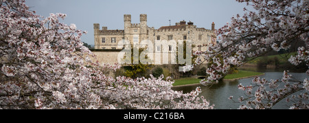 Leeds Castle in Kent im Frühjahr Stockfoto