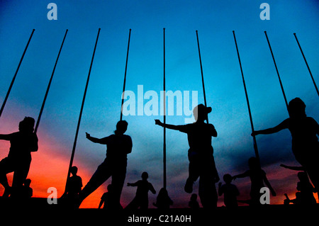 Trainieren Sie am frühen Morgen im Olympiastadion in Phnom Penh, Kambodscha Stockfoto