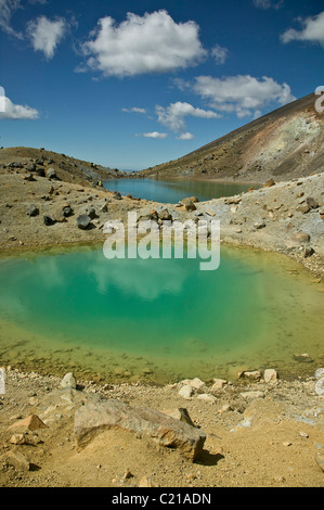 Smaragdgrüne Seen am Tongariro Crossing, Neuseeland Stockfoto