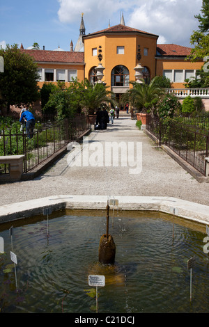 Der Orto Botanico (Botanischer Garten) in Padua gehören zu den ältesten in Europa, eröffnet im Jahre 1545. Stockfoto