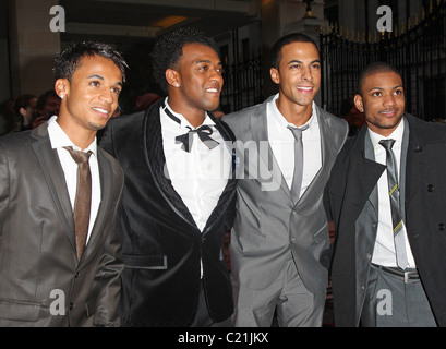 Aston Merrygold, Oritse Williams, Marvin Humes, Jonathan Benjamin Gill abgehaltenen aka JB JLS Pride of Britain Awards 2009 Stockfoto