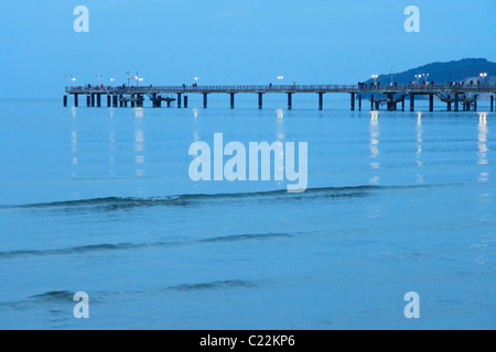 Pier in Ostseebad Binz in Deutschland; Seebrücke in Binz Stockfoto
