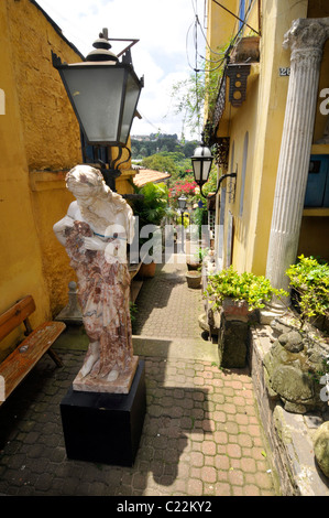Gasse in Embu Das Artes, São Paulo, Brasilien Stockfoto