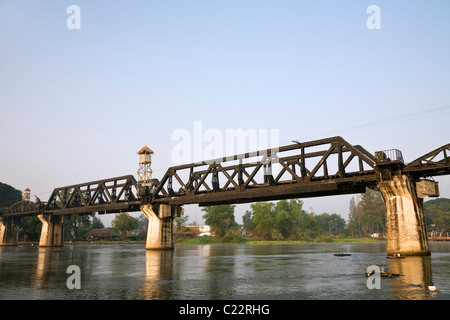 Death Railway Bridge (Brücke über den Fluss Kwai).  Kanchanaburi, Kanchanaburi, Thailand Stockfoto