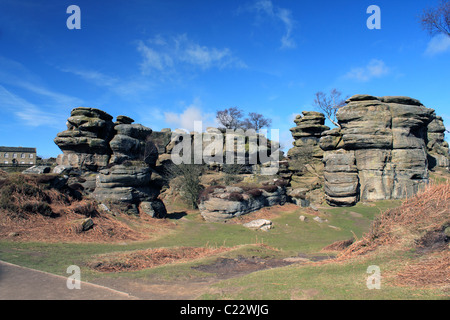 Brimham Rocks Nidderdale North Yorkshire ungewöhnliche ausgleichende Mühlstein Korn-Felsformationen Stockfoto