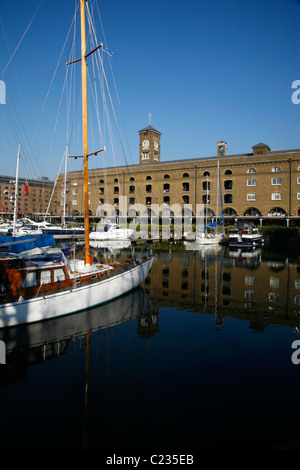 Elfenbein Haus im St Katharine Dock, Wapping, London, UK Stockfoto