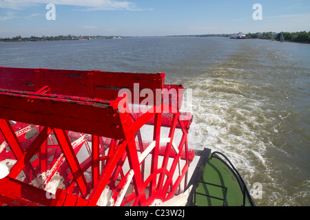 Schaufelrad von der SS Natchez-Dampfer auf dem Mississippi in New Orleans, Louisiana, USA. Stockfoto