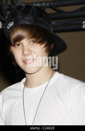 Justin Bieber kanadische Sänger Justin Bieber Private Performance für KLUC Radio im Hard Rock Cafe. Las Vegas, Nevada- Stockfoto