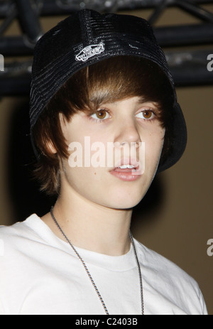 Justin Bieber kanadische Sänger Justin Bieber Private Performance für KLUC Radio im Hard Rock Cafe. Las Vegas, Nevada- Stockfoto