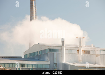 Emissionen von Jäger Tioxide arbeitet bei Seal Sands auf Teeside, Nord-Ost, UK. Stockfoto