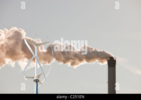 Emissionen von Jäger Tioxide arbeitet bei Seal Sands auf Teeside, Nord-Ost, UK. Stockfoto