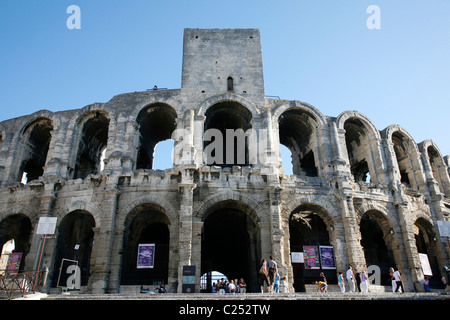 Les Arènes Roman Amphitheater, Arles, Provence, Frankreich. Stockfoto