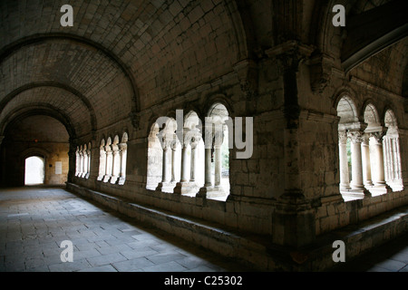 Das Kloster Abbaye de Montmajour, Provence, Frankreich. Stockfoto