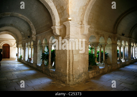 Das Kloster St. Paul de Mausole, St Remy de Provence, gegründet du Rhône, Provence, Frankreich. Stockfoto