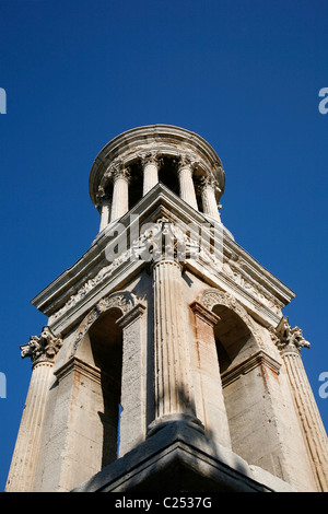 Les Antiques archäologische Stätte in der Nähe von St Remy de Provence, gegründet du Rhône, Provence, Frankreich. Stockfoto