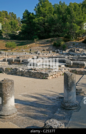 Das Forum bei der Glanum archäologische Stätte in der Nähe von St Remy de Provence, gegründet du Rhône, Provence, Frankreich. Stockfoto