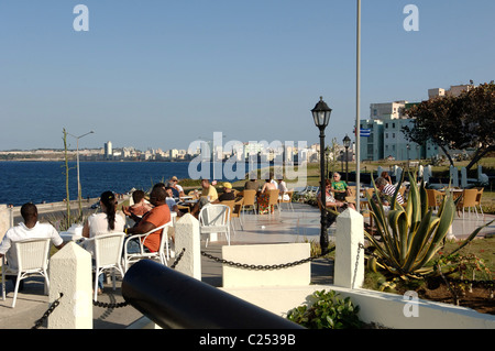 Blick entlang der Malecon Havanna-Kuba Stockfoto