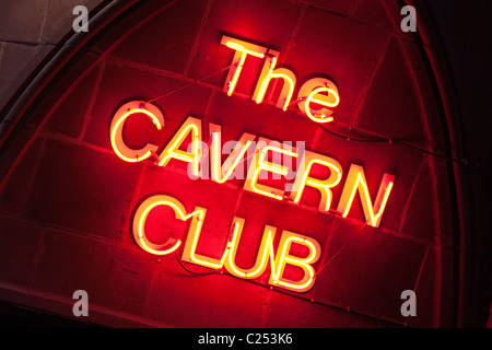 Melden Sie sich über dem Eingang zum berühmten Cavern Club, Liverpool Stockfoto