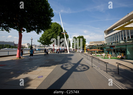 Außerhalb der Festhalle im South Bank Centre Stockfoto