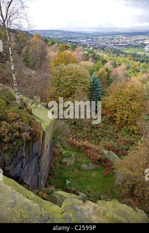 Caley Klippen Chevin Forest Park Stockfoto