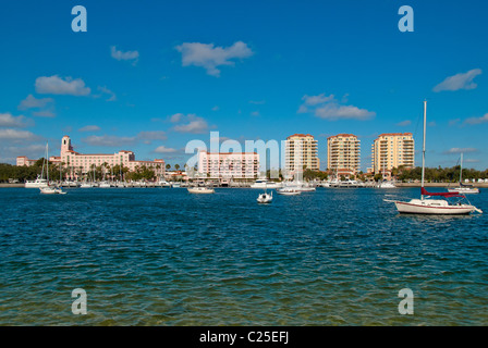 Renaissance Vinoy Resort and Golf Club (seit 1925), ein Luxus am Wasser historischen Schauplatz in St. Petersburg, Florida, USA Stockfoto