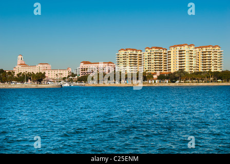 Renaissance Vinoy Resort and Golf Club (seit 1925), ein Luxus am Wasser historischen Schauplatz in St. Petersburg, Florida, USA Stockfoto