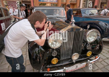 Die Bilder von The Spirit of Ecstasy Maskottchen auf 1948 Rolls-Royce Silver Wraith an R-R-Club-treffen, Świdnica, Schlesien, Polen Stockfoto