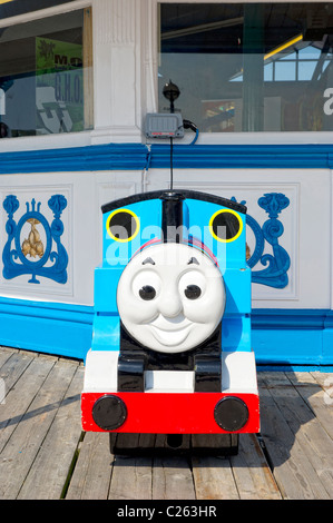 Des Kindes Fahrt auf Llandudno pier Stockfoto