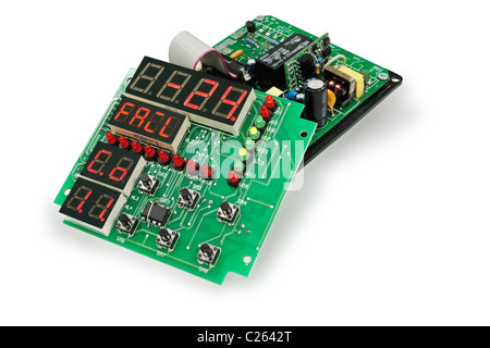 Elektronisches Messgerät eingeschaltet zerlegt. Isoliert auf weißem Hintergrund. Stockfoto