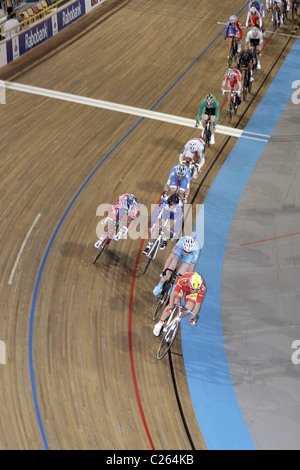 ROVIRA Eloy TERUEL Spanien führt Herren Omnium Punkte Rennen UCI Track Cycling World Championships Apeldoorn 25. März 2011 Stockfoto