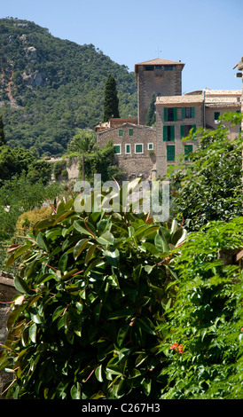 Das Dorf mit der Real Cartuja (Chartherhouse) de Jesus de Nazaret. Valldemossa. Mallorca. Balearischen Inseln. Spanien. Stockfoto