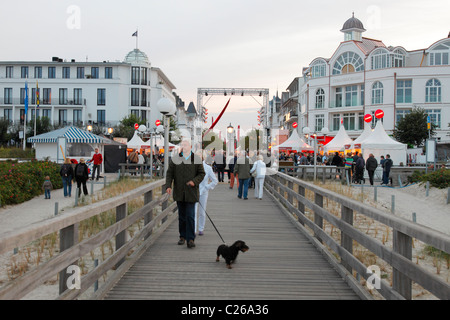 Pier Binz; Seebrücke Binz Stockfoto